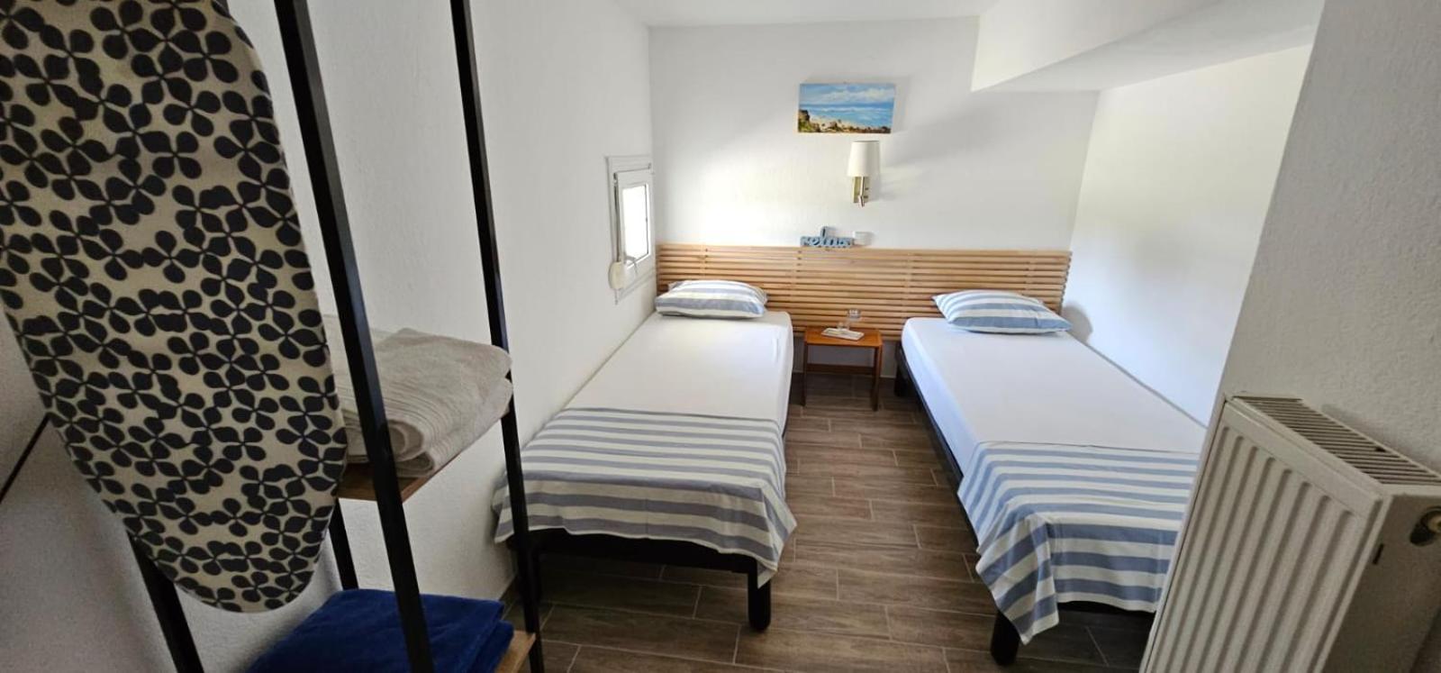 נאה פוטידאה Seaview Aparthotel מראה חיצוני תמונה