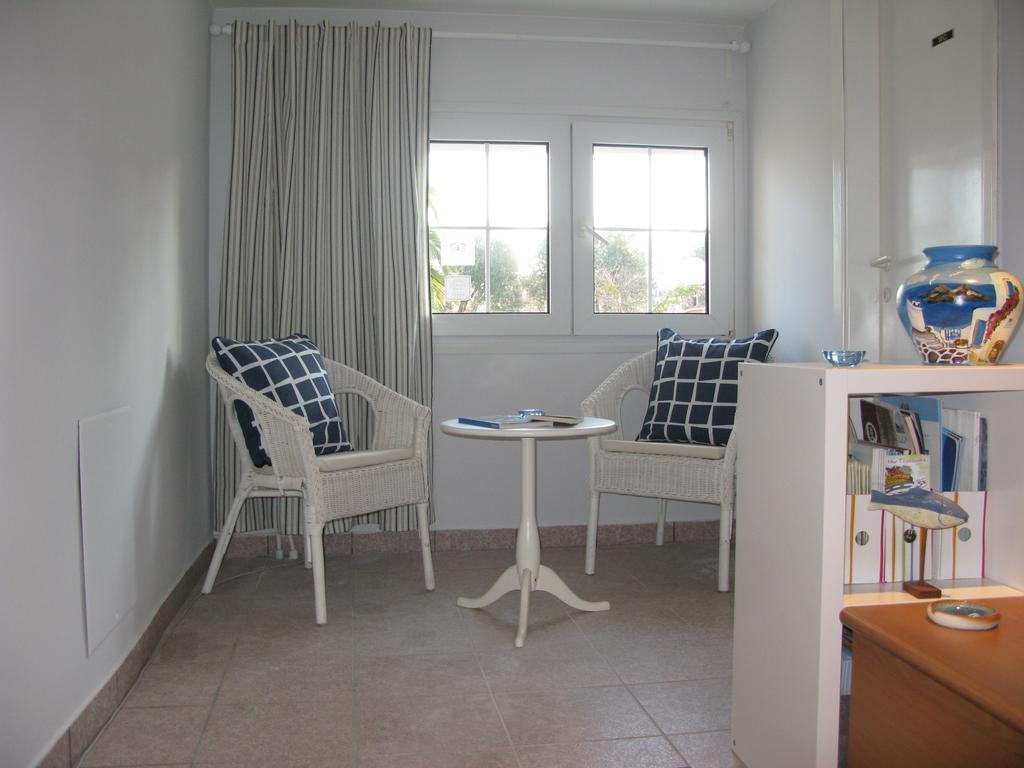 נאה פוטידאה Seaview Aparthotel מראה חיצוני תמונה