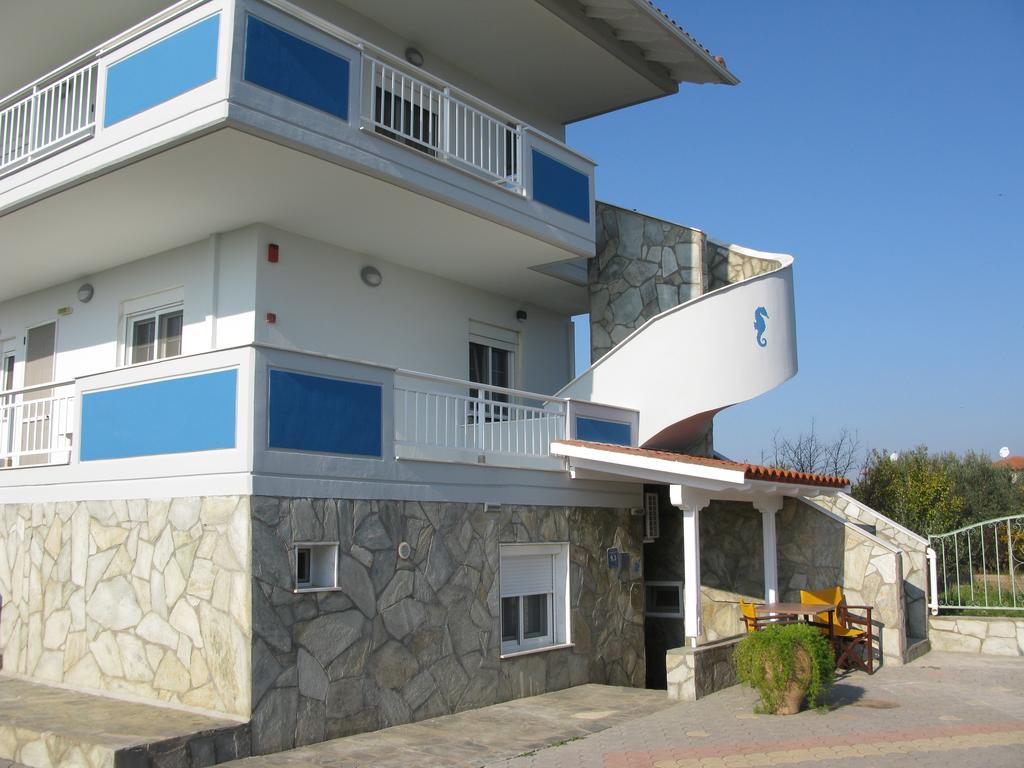 נאה פוטידאה Seaview Aparthotel מראה חיצוני תמונה