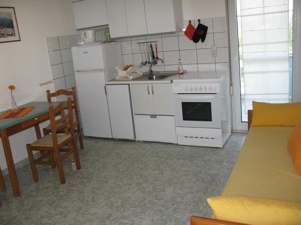 נאה פוטידאה Seaview Aparthotel חדר תמונה